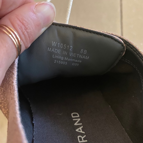 Cole Haan Original Grand Rose Gold Wingtip Oxfords Lightweight Size 8B RRP $180 - Picture 9 of 10